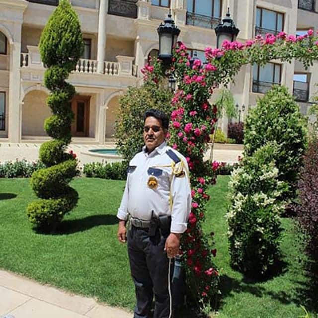 نگهبان مجتمع-مسکونی سیکاس یزد